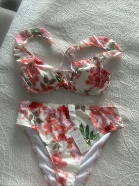 Cupshe White Floral Bikini with Coral & Pink Blooms
